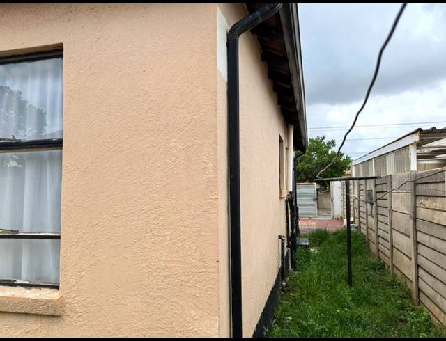 3 BEDROOM PROPERTY TO RENT IN GOUDRAND